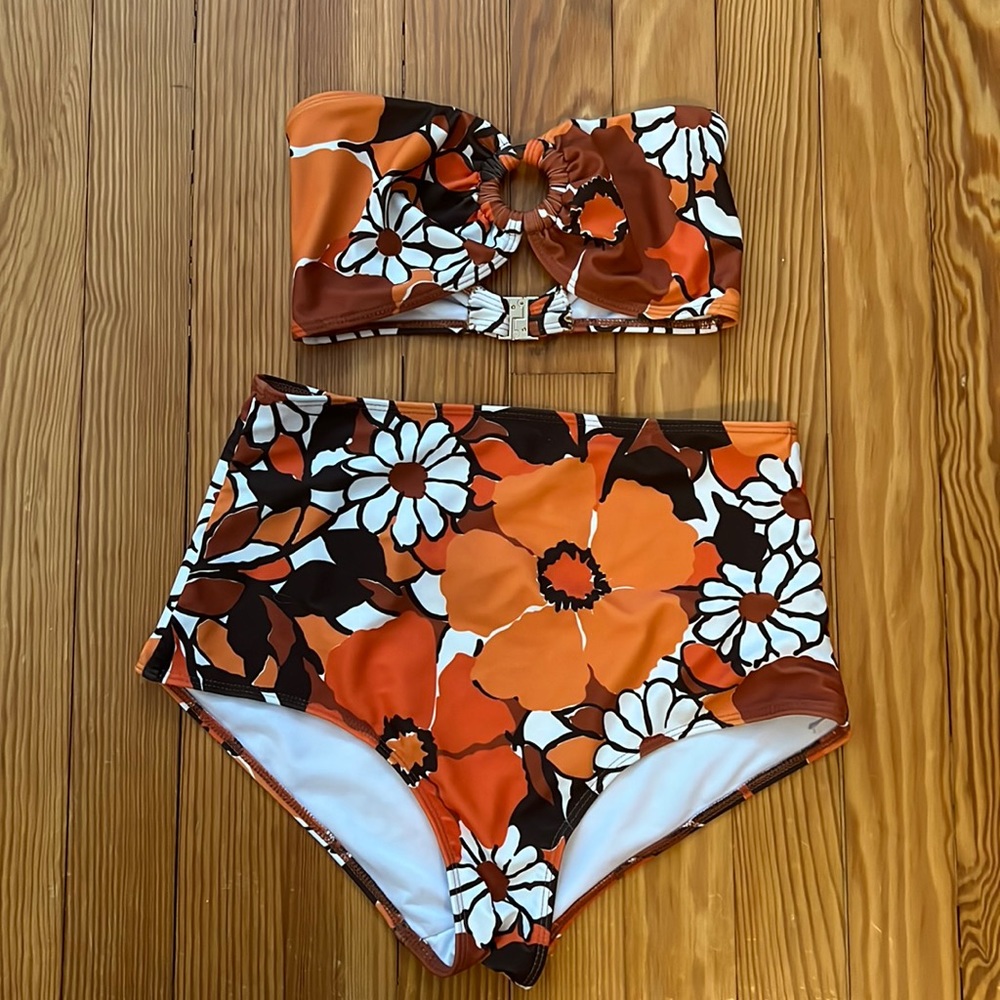 Faithful the Brand Floral Swim - Picture 1 of 1